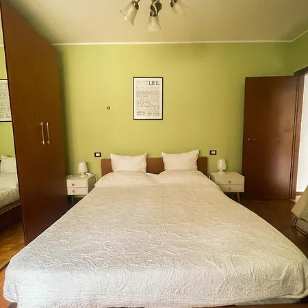 Three Towers Appartement